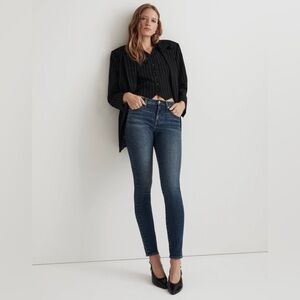 Madewell 9" Mid-Rise Skinny Jeans Blue Ravine Wash - Size 32